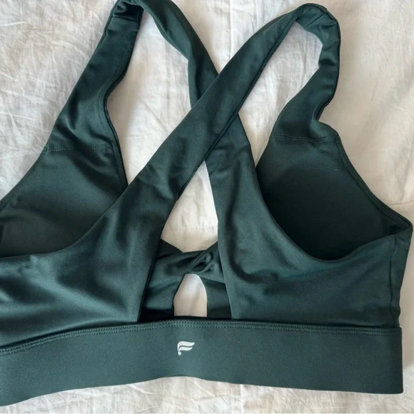 Fabletics twist front sports bra Med - Picture 3 of 6